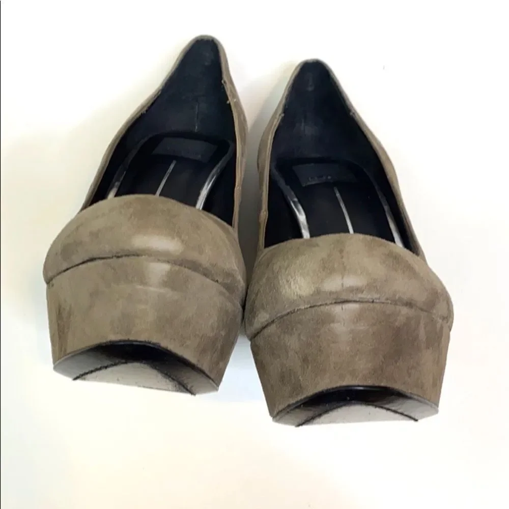 Dolce Vita Suede Platform Pumps Size 8